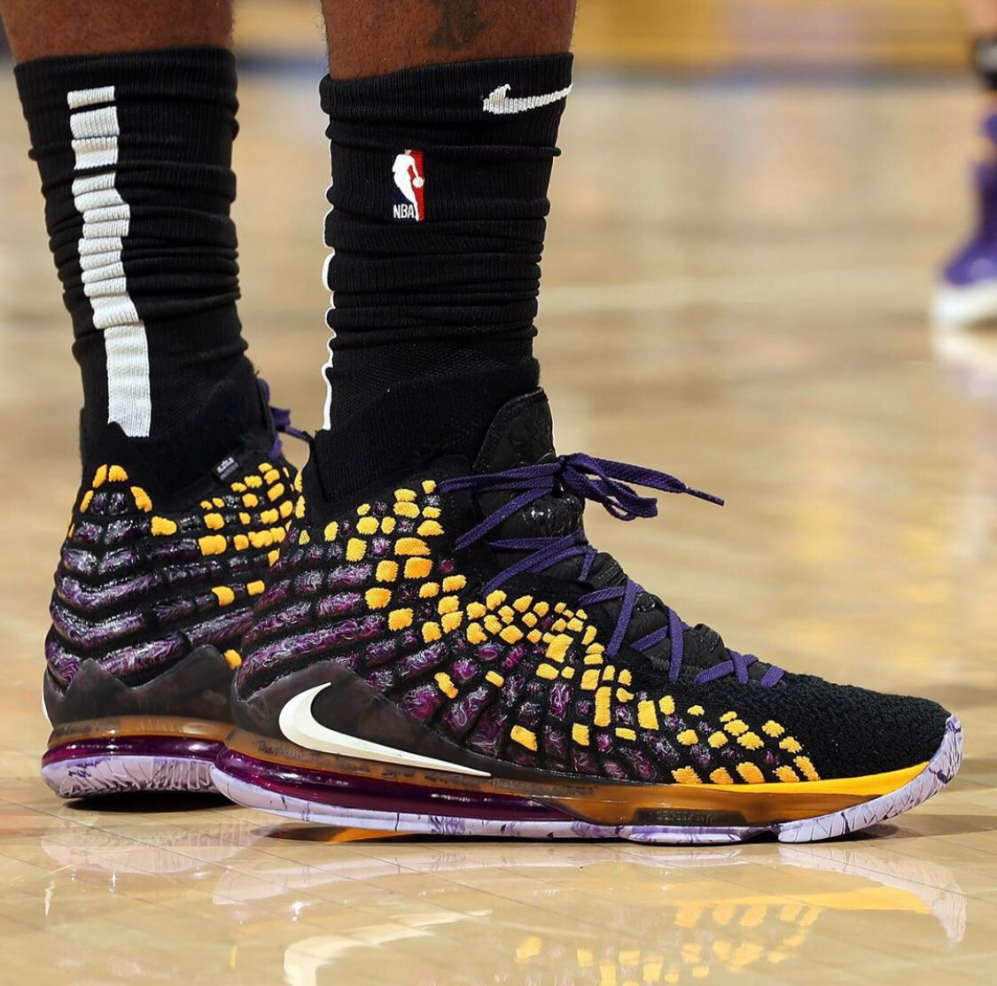 樊振东收获“留洋”首冠 加冕MVP