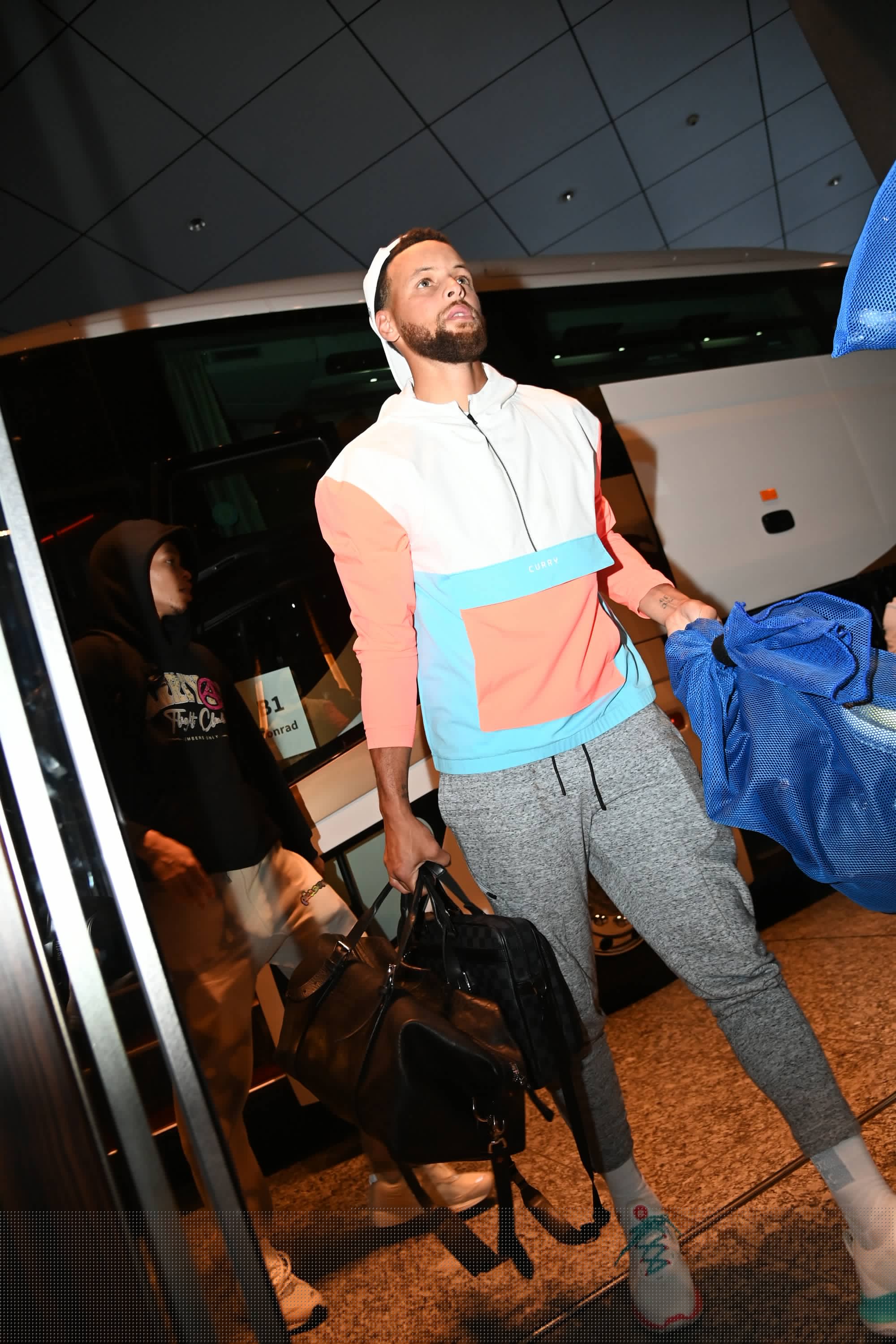 对姆巴佩来说，本赛季比四大皆空更尴尬的一种可能