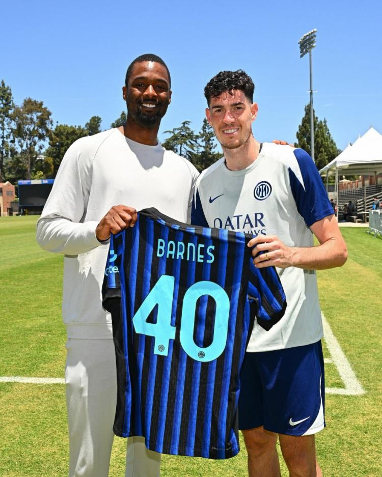 追光丨一银一铜的中国队 米兰前路几何？