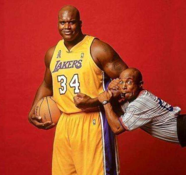 basketball-spacing-play